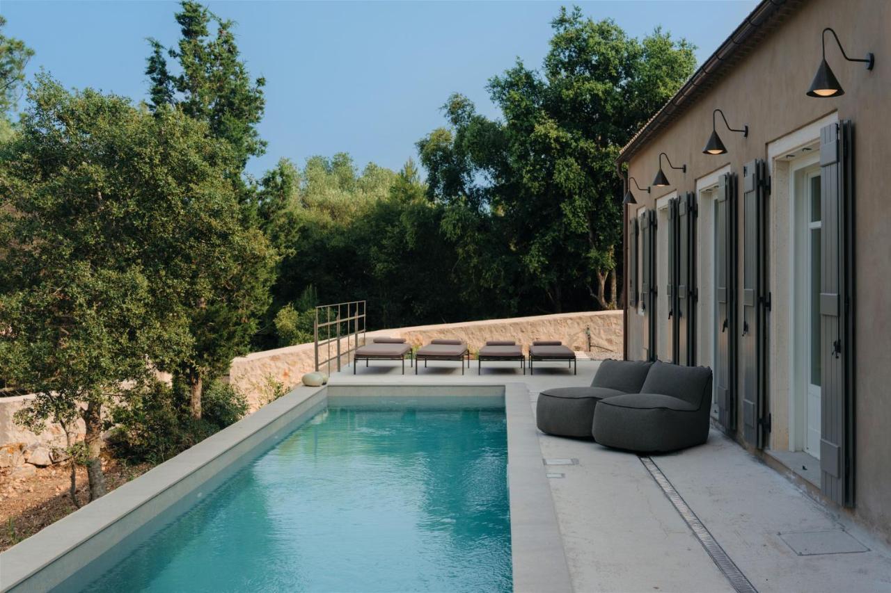 F Topia Villas Fiskardo Exterior photo
